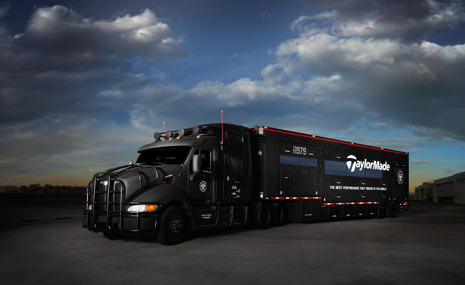 TaylorMade Truck 