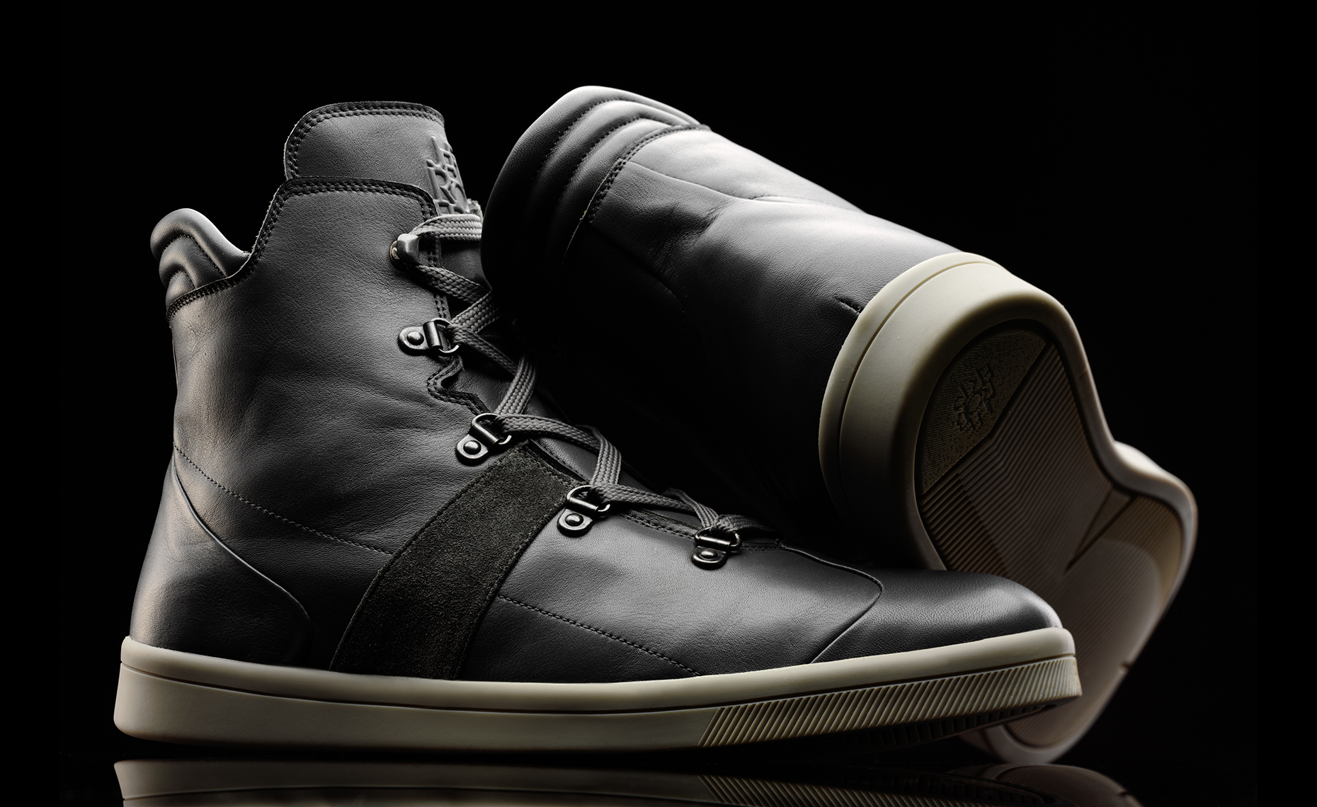 TechBoot_Gray_Detail_1017-Edit-2